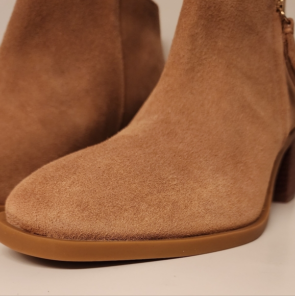 Alex Marie Daria Suede Zip Booties in Camel color size 9.5 - Picture 3 of 12